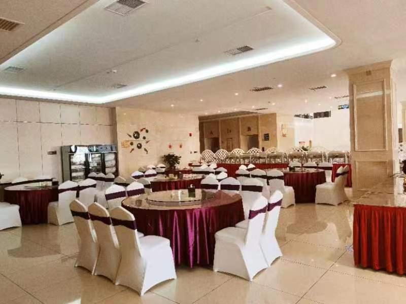 Huashan Xinghe International Hotel 华阴 外观 照片