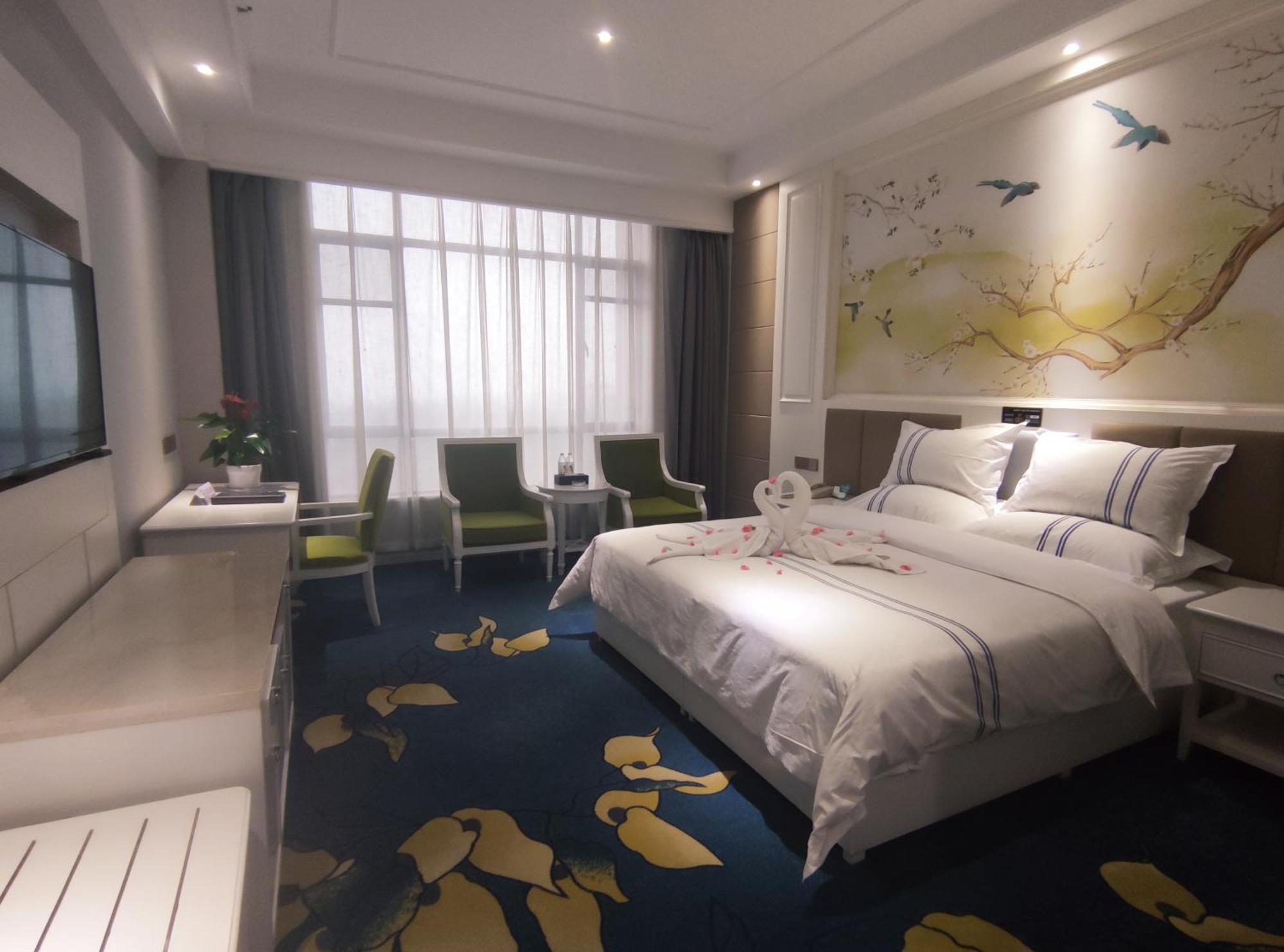 Huashan Xinghe International Hotel 华阴 外观 照片