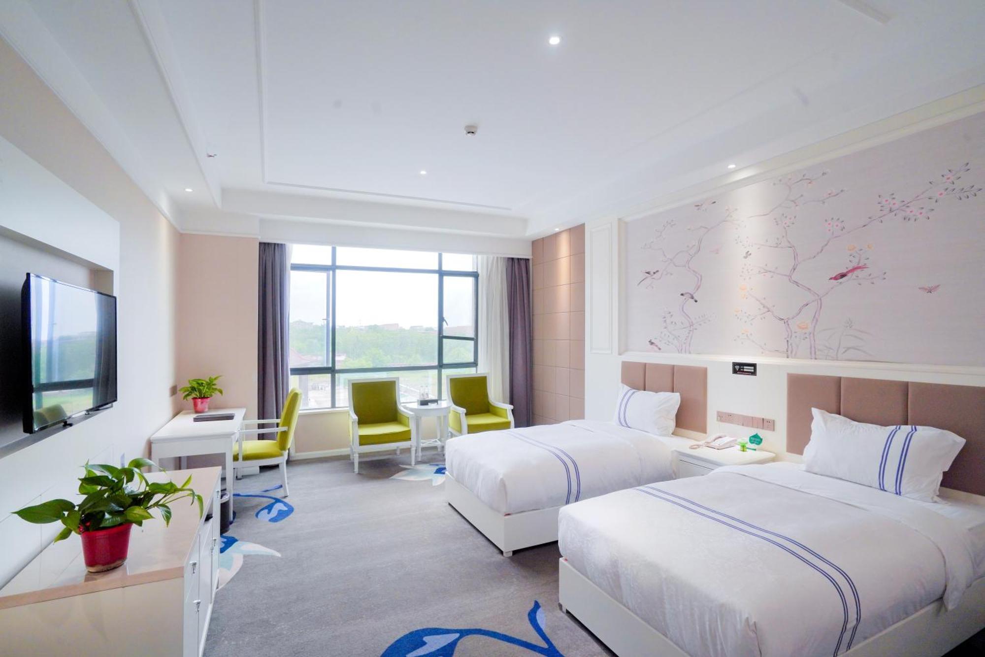 Huashan Xinghe International Hotel 华阴 外观 照片