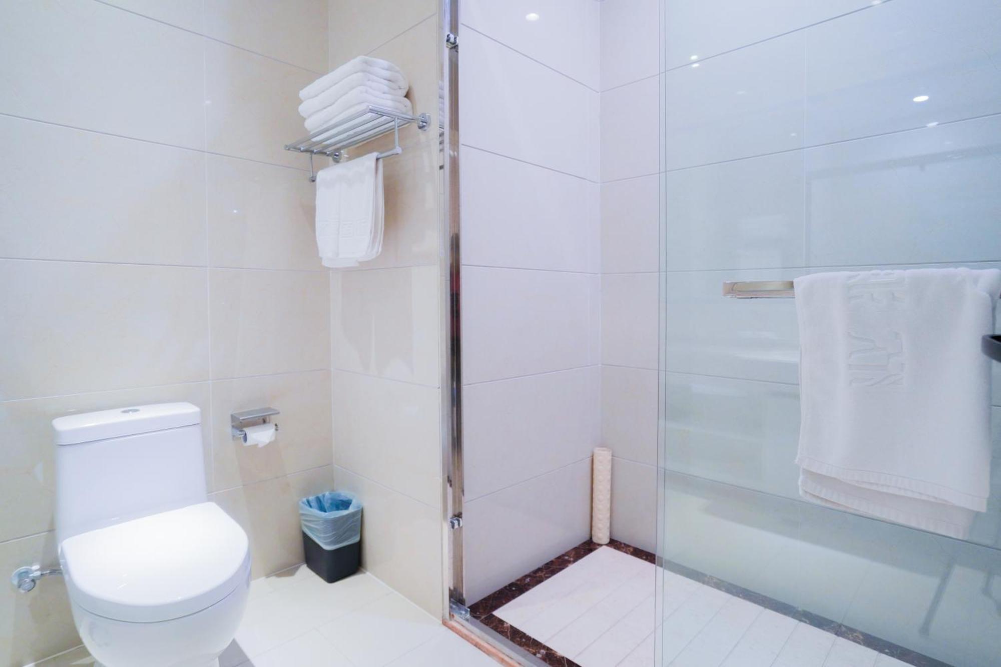 Huashan Xinghe International Hotel 华阴 外观 照片